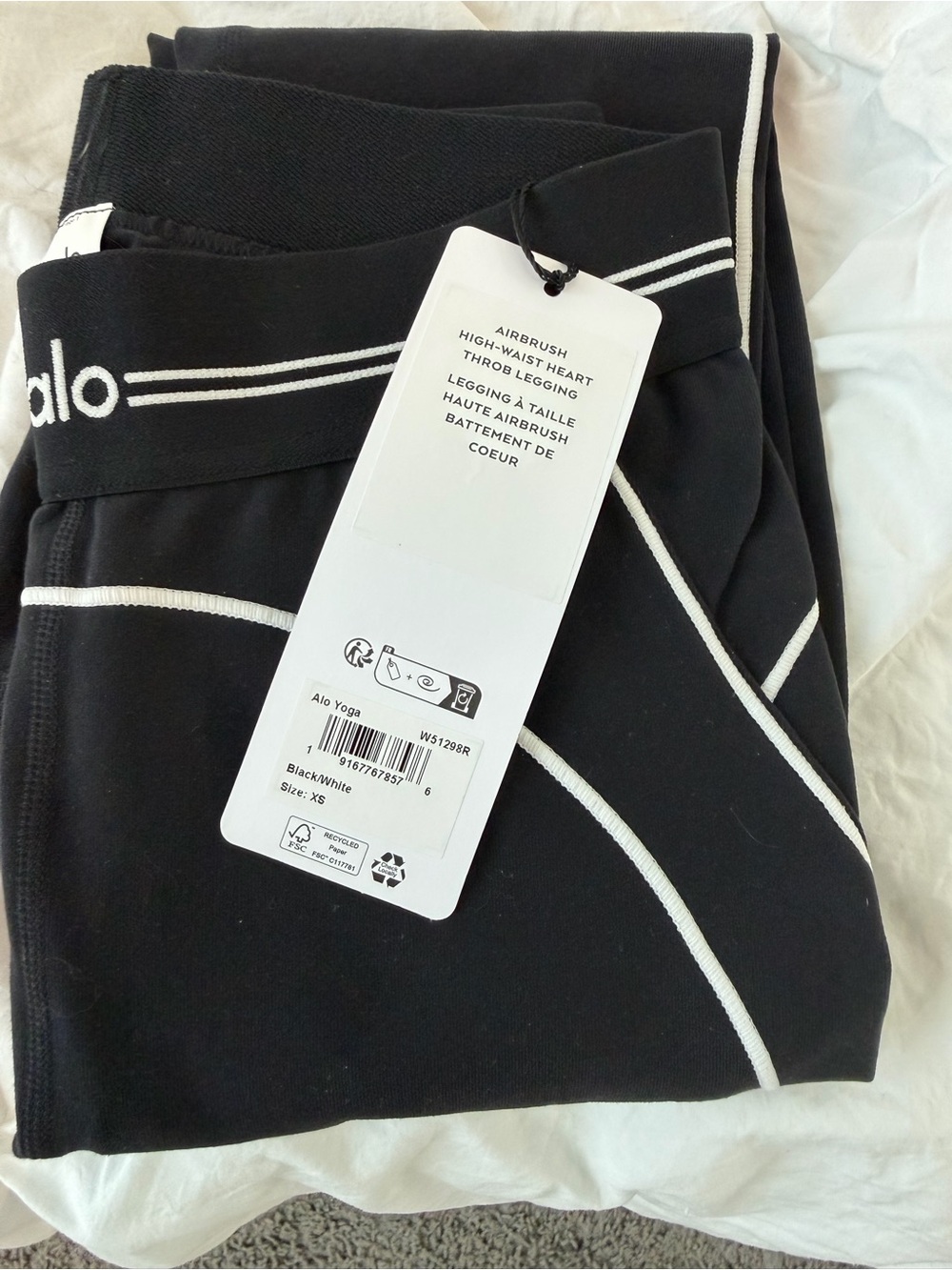 ALO Yoga Black Leggings with White Contrast Piping - Picture 3 of 4